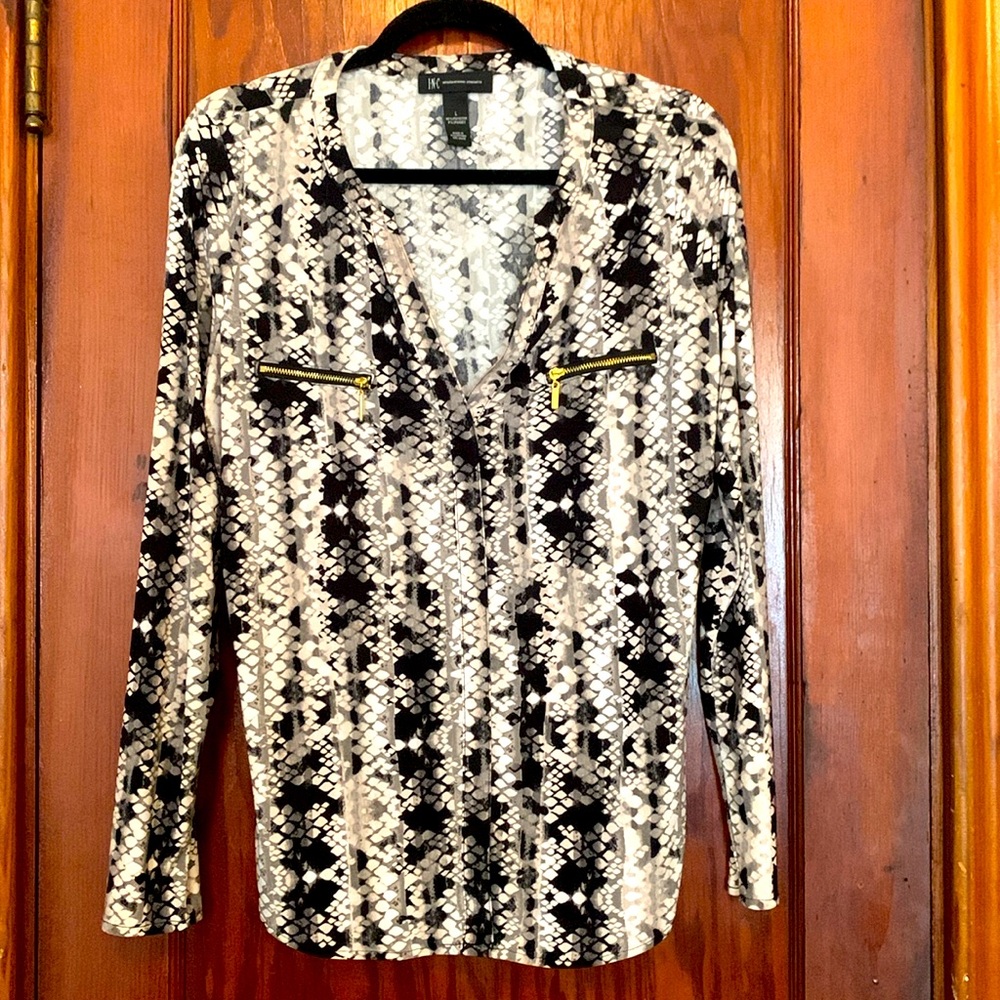 International Concepts (INC) size L women’s sexy, stretchy, snakeprint top.